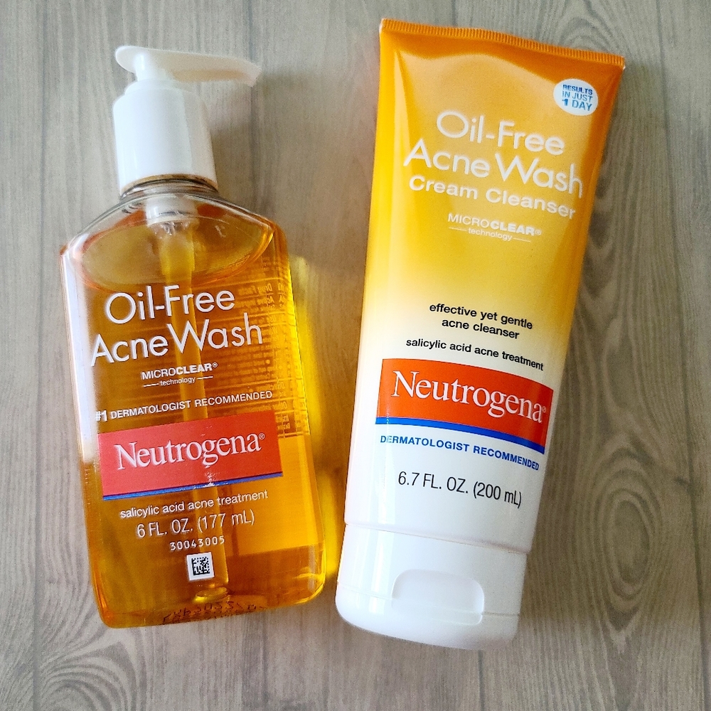 Neutrogena Oil-Free Acne Wash Bundle of 2